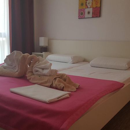Guest House Zeba & Riviera Šilo Εξωτερικό φωτογραφία