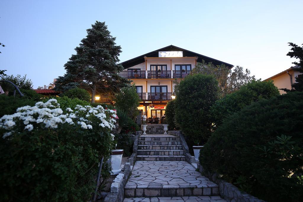 Guest House Zeba & Riviera Šilo Εξωτερικό φωτογραφία
