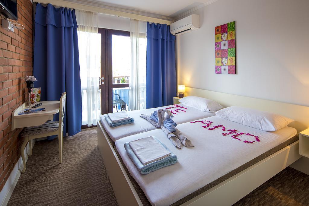 Guest House Zeba & Riviera Šilo Εξωτερικό φωτογραφία