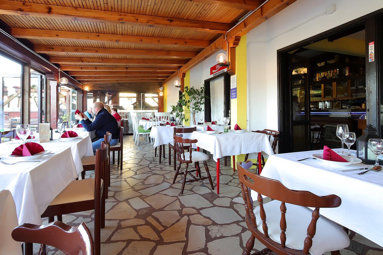 Guest House Zeba & Riviera Šilo Εξωτερικό φωτογραφία
