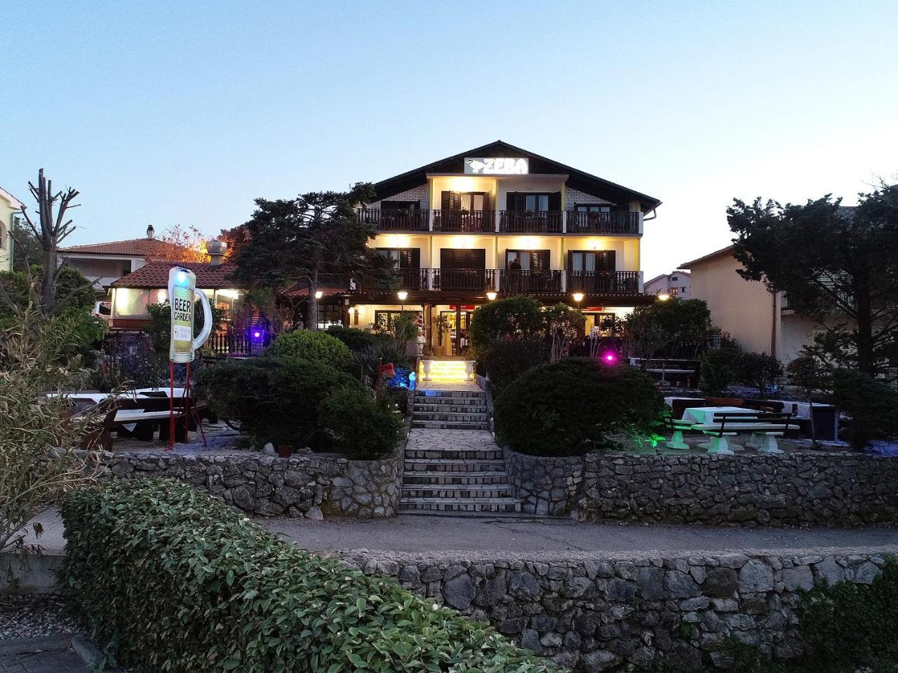 Guest House Zeba & Riviera Šilo Εξωτερικό φωτογραφία